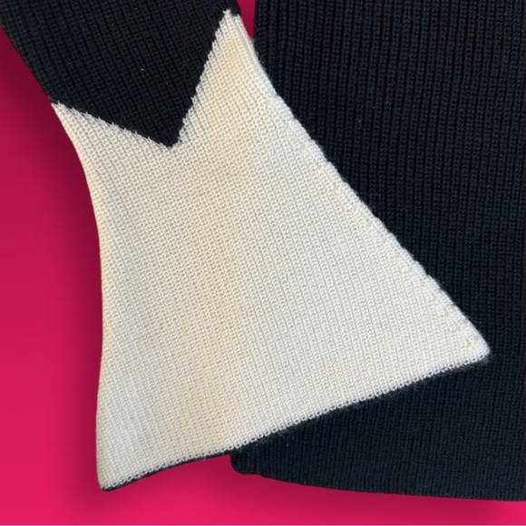 Merino Wool Crew Sweater Black Small Contrast Ivory Sleeves - Picture 6 of 13